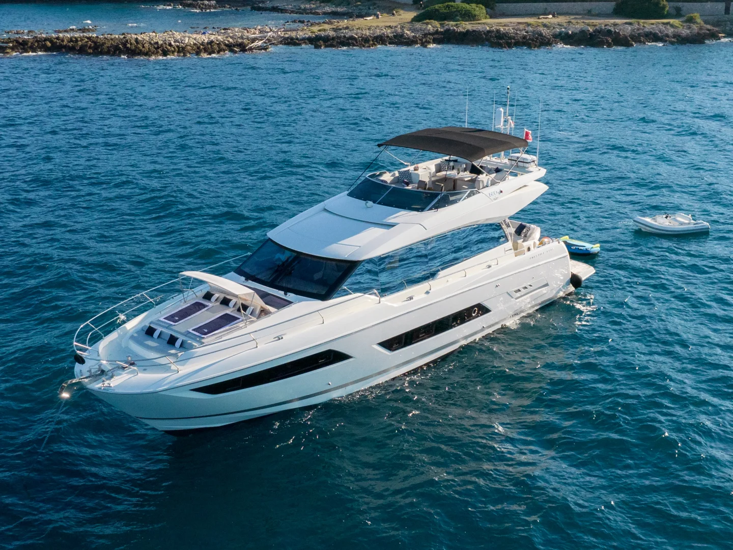 APOLLONIA | Prestige 680S - Photo 1