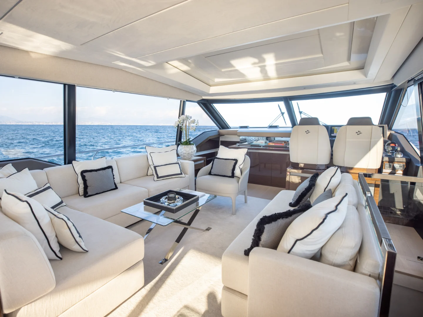 APOLLONIA | Prestige 680S - Photo 37