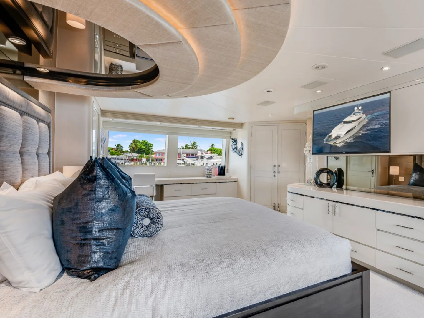 CUPCAKE | Westship 130 - Photo 33