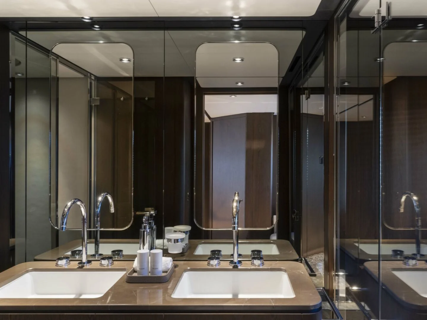 VITTORIA | Ferretti 860 - Photo 22