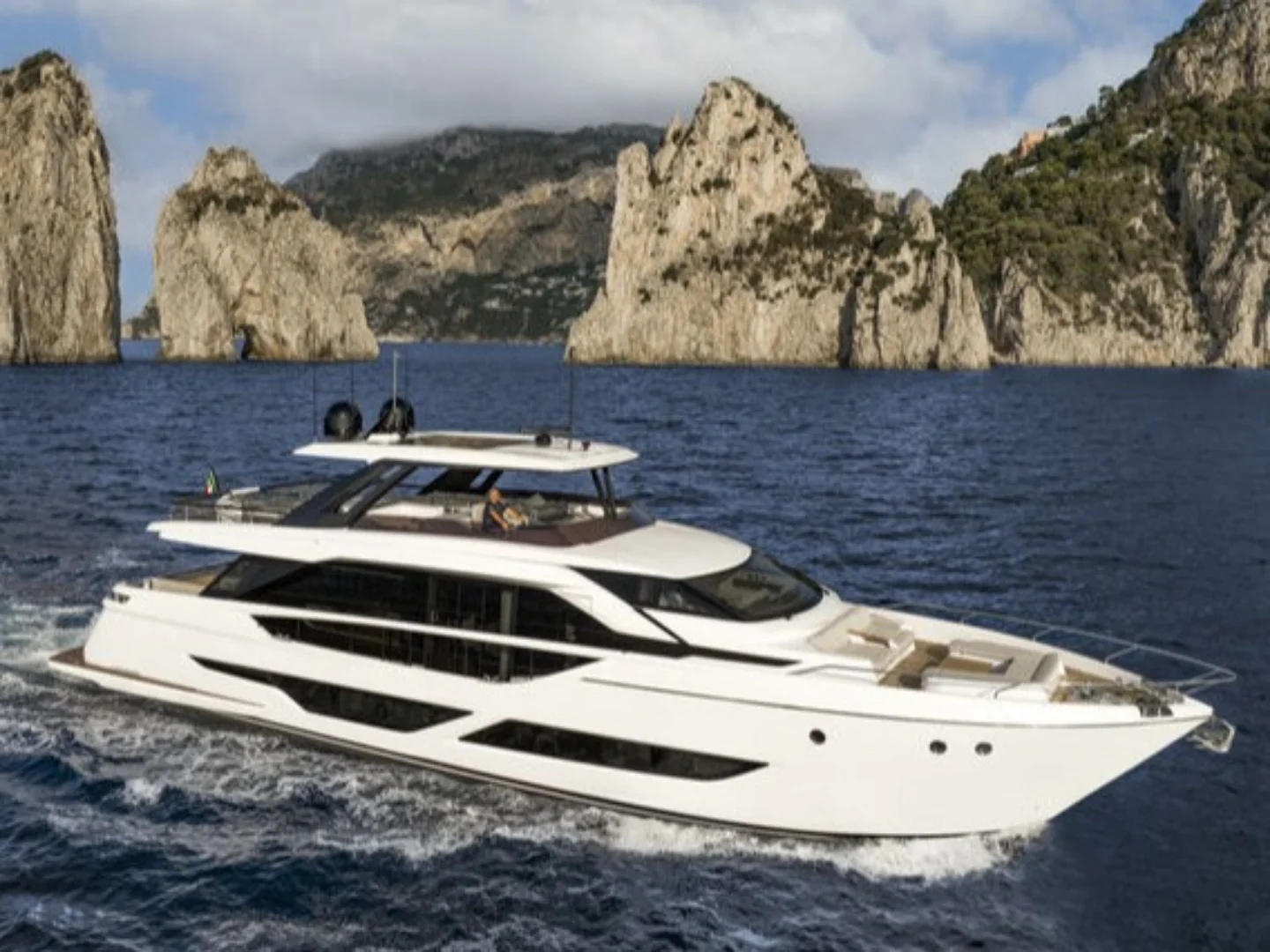 VITTORIA | Ferretti 860 - Photo 4