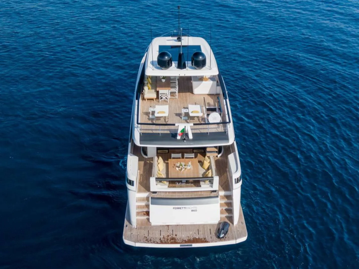VITTORIA | Ferretti 860 - Photo 12