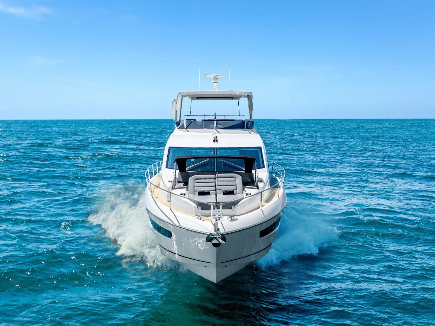 DONE DEAL | Sunseeker Manhattan 68 - Photo 14