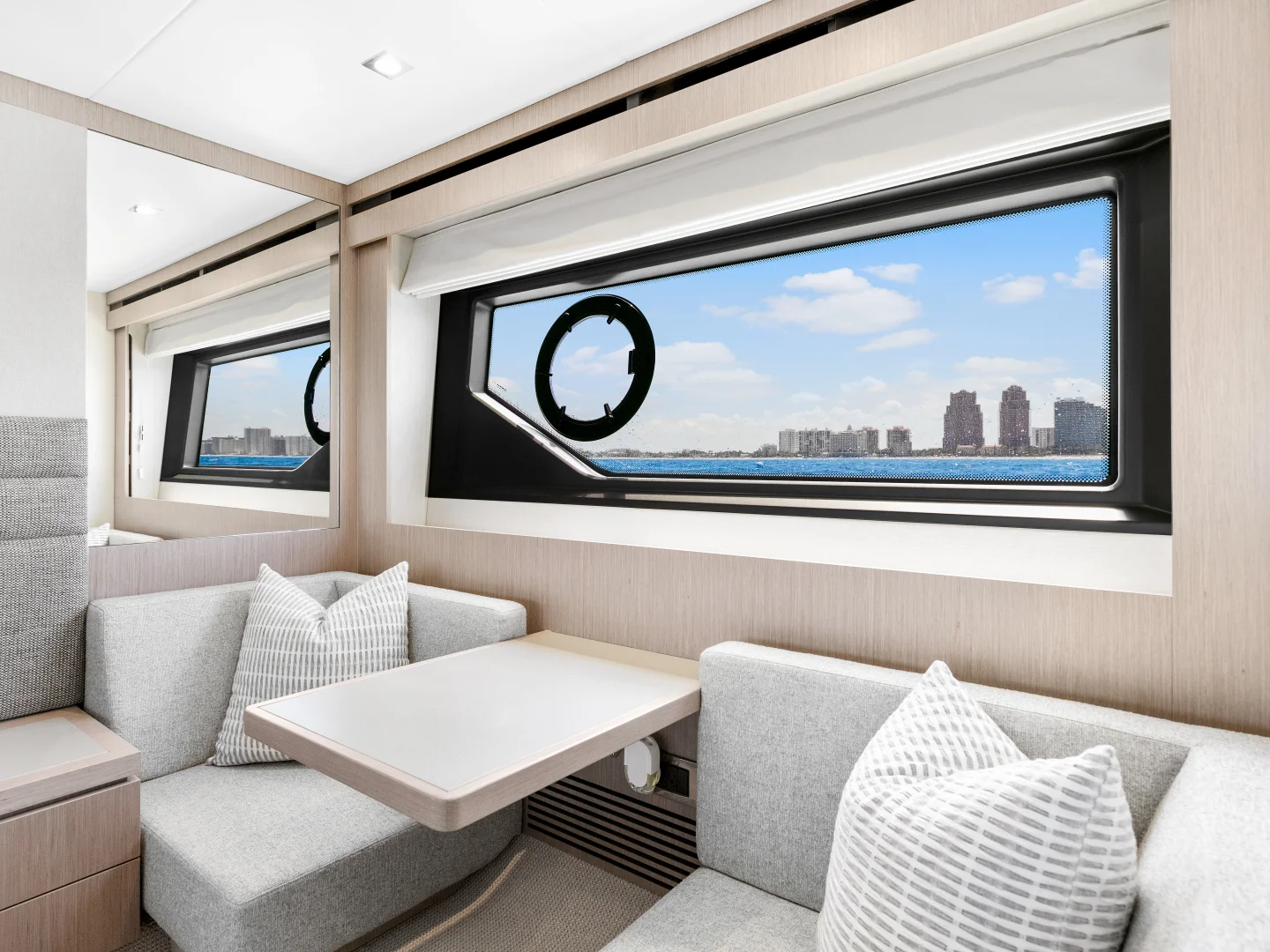 DONE DEAL | Sunseeker Manhattan 68 - Photo 41