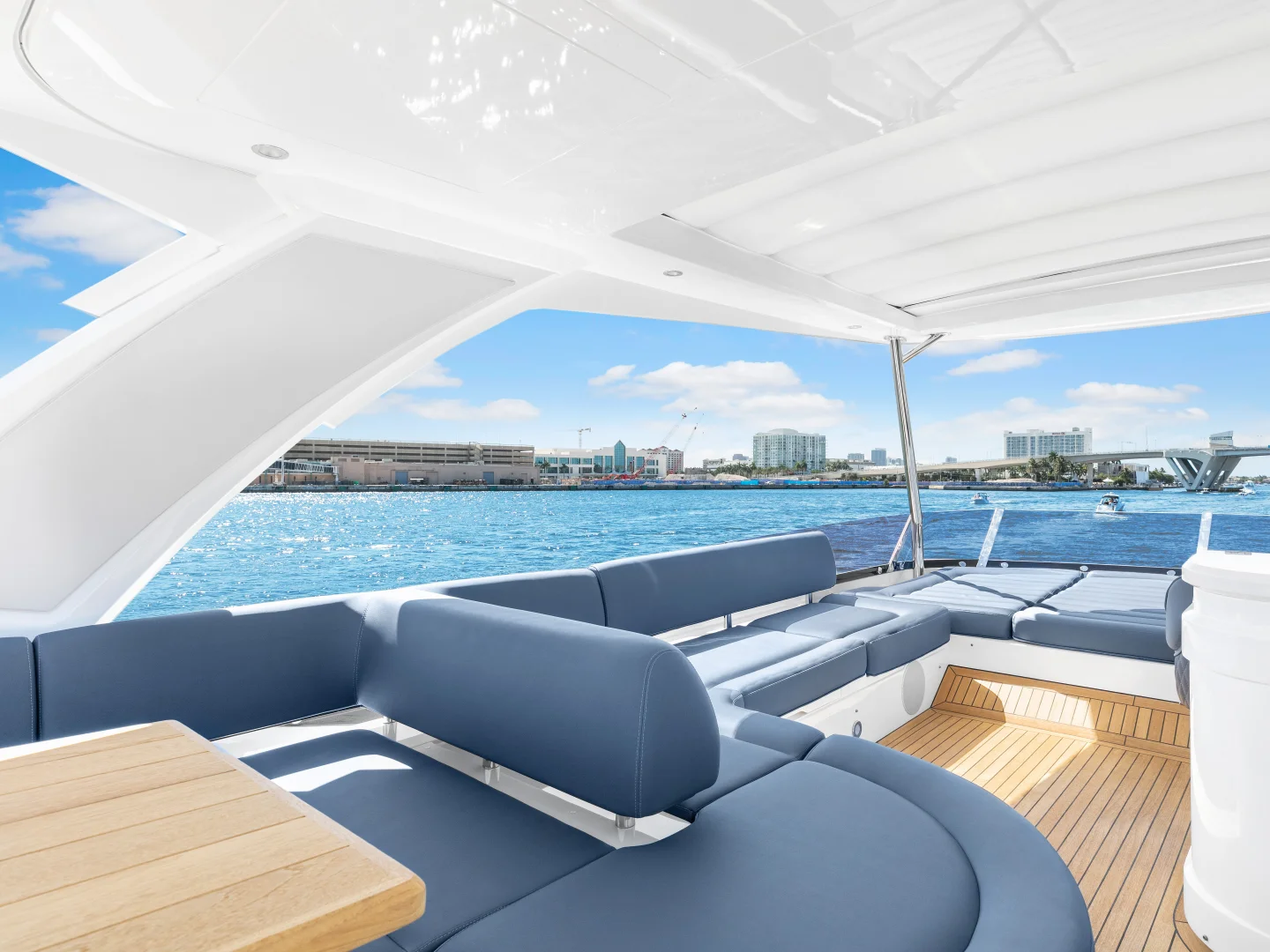 DONE DEAL | Sunseeker Manhattan 68 - Photo 46