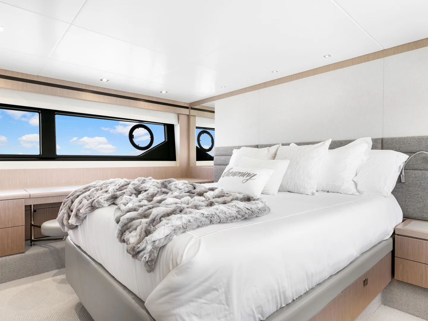 DONE DEAL | Sunseeker Manhattan 68 - Photo 39