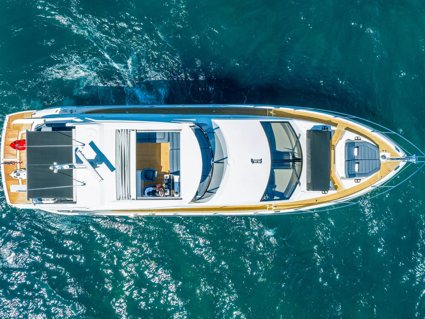 DONE DEAL | Sunseeker Manhattan 68 - Photo 4
