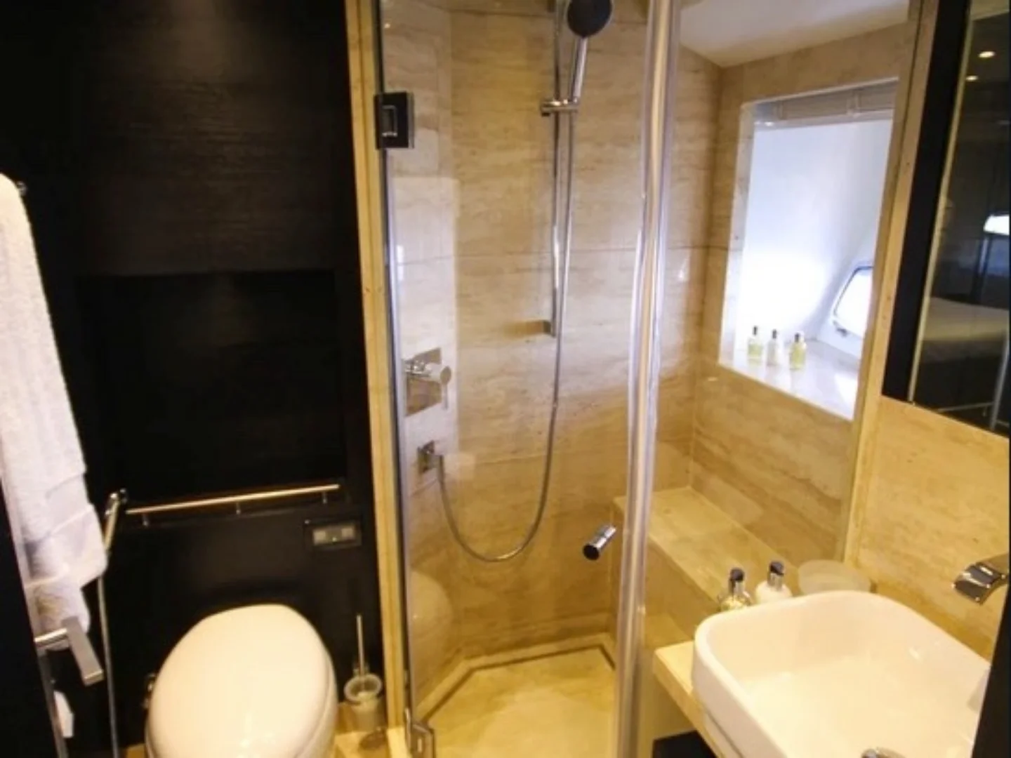 SKYRA | Integrity 93  - Photo 25