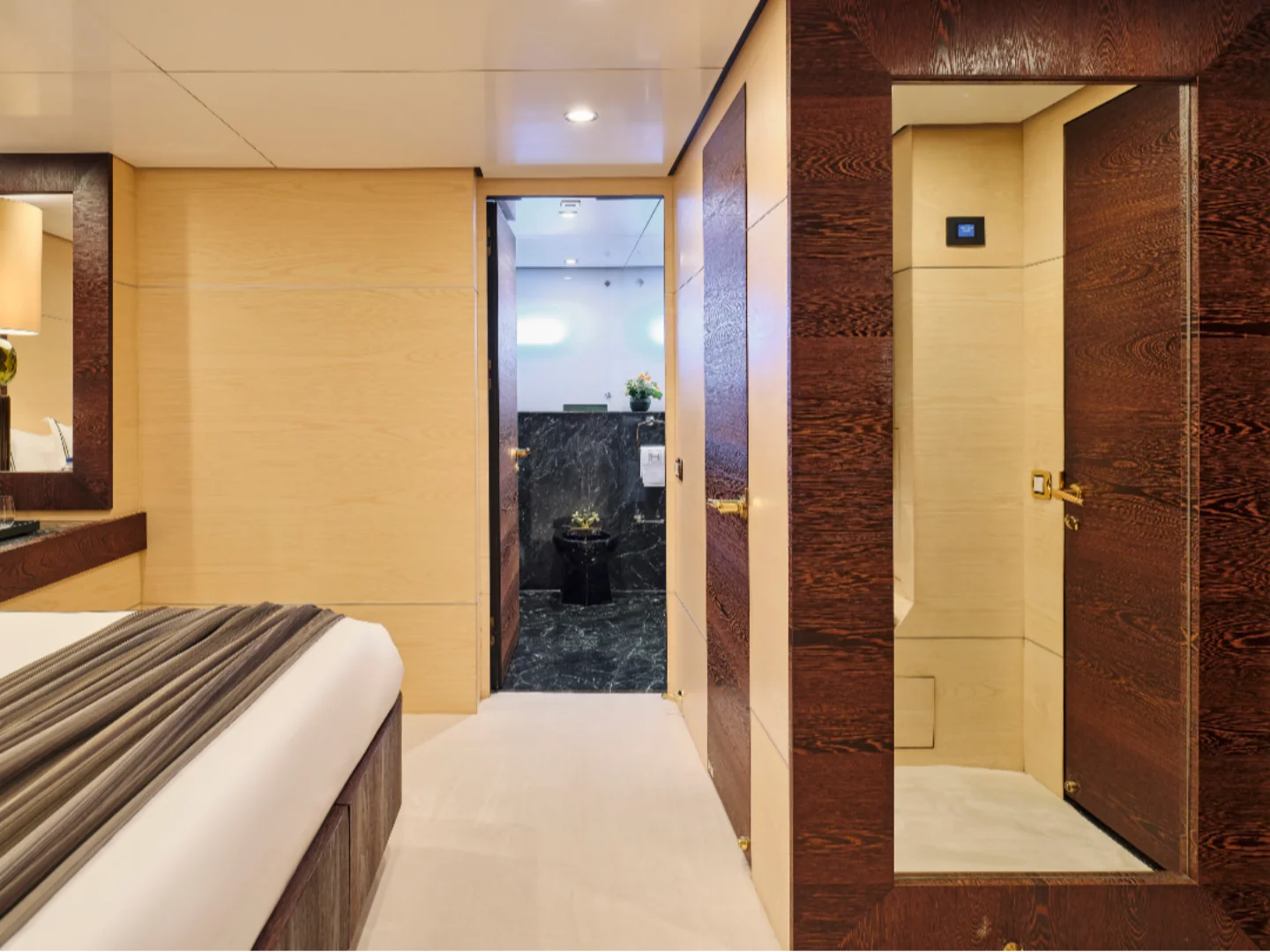 HIGHLANDER | Feadship 164 - Photo 42