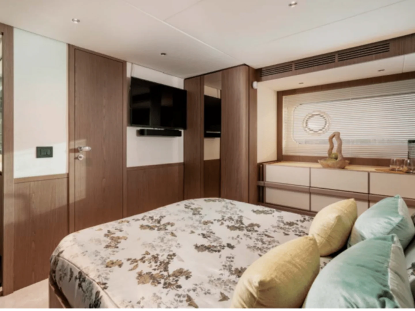 SOUL | Azimut Magellano 66  - Photo 30