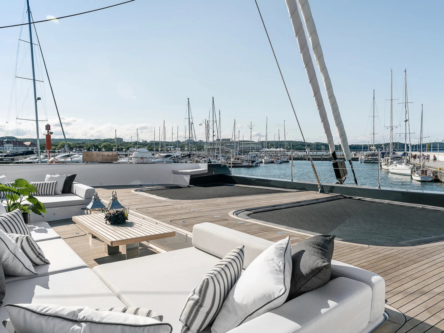 ABOVE & BEYOND | Sunreef 80 - Photo 10