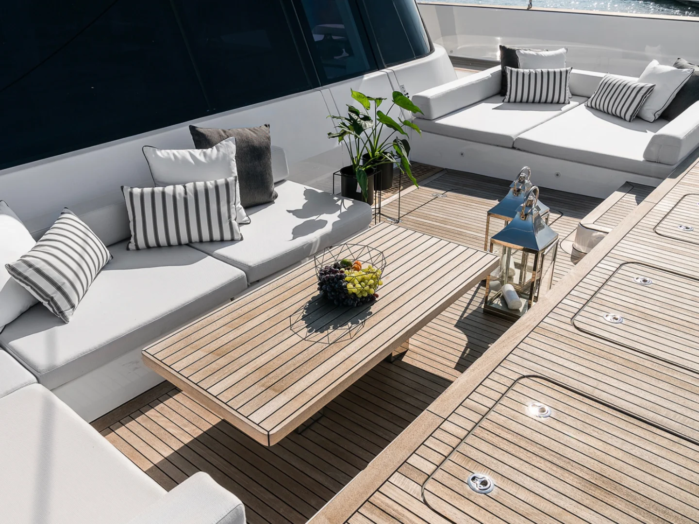 ABOVE & BEYOND | Sunreef 80 - Photo 9