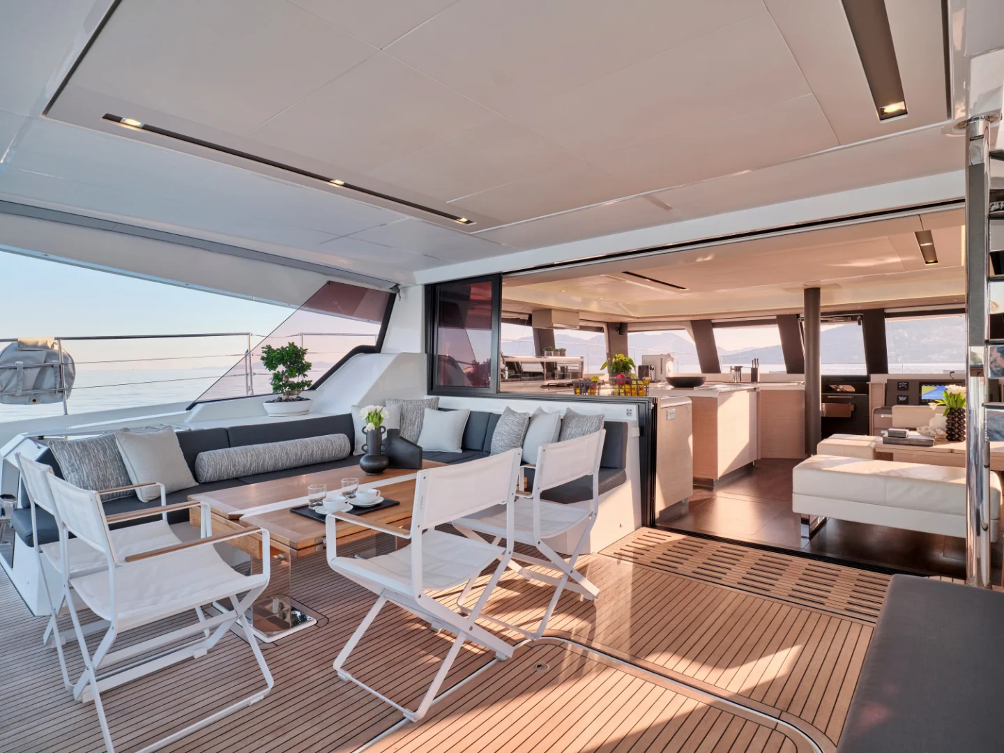 CHRISTAL MIO | Fountaine Pajot 67 - Photo 48
