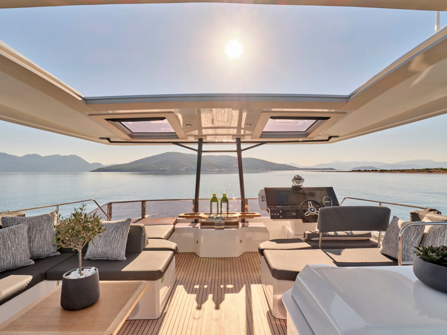 CHRISTAL MIO | Fountaine Pajot 67 - Photo 42