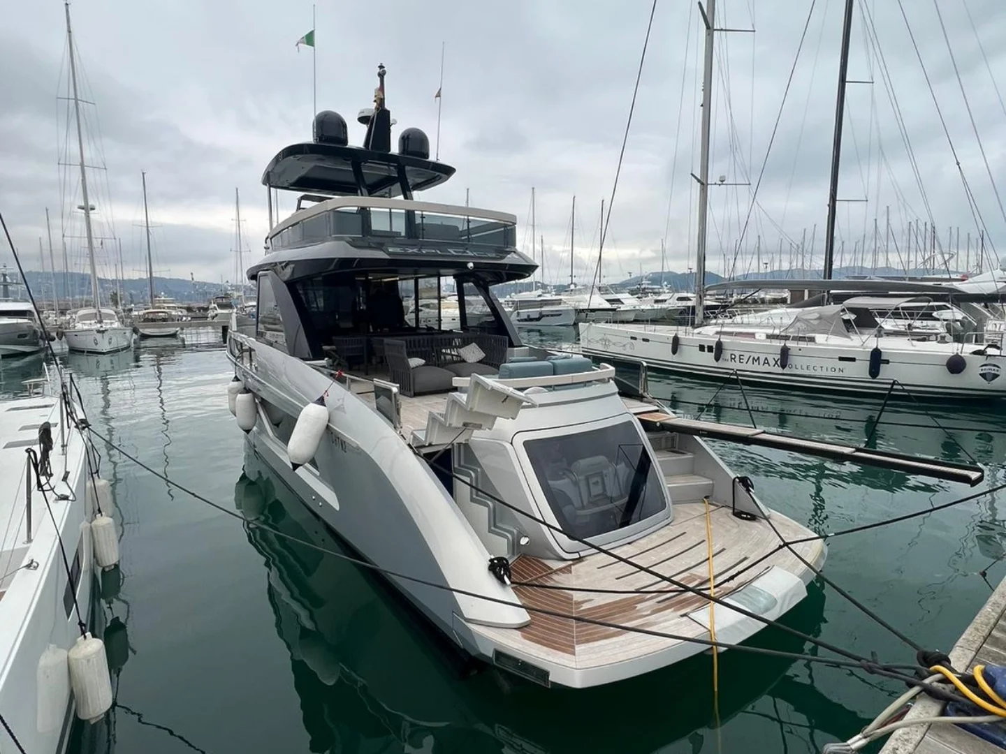 Explorer 62 2020 - Photo 38