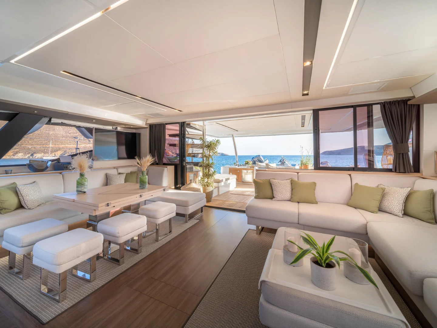 AETHER | Fountaine Pajot 67 - Photo 13