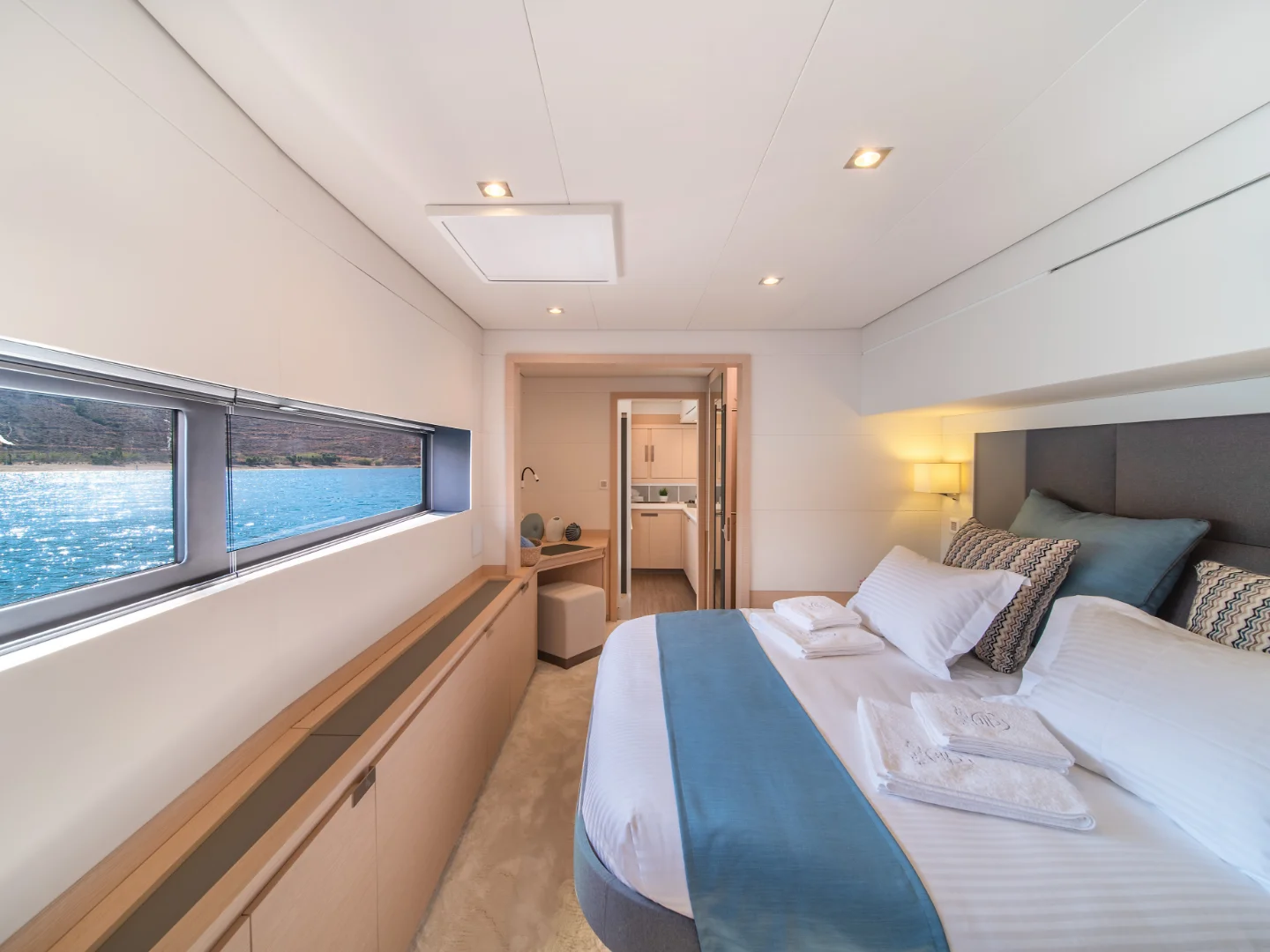 AETHER | Fountaine Pajot 67 - Photo 19