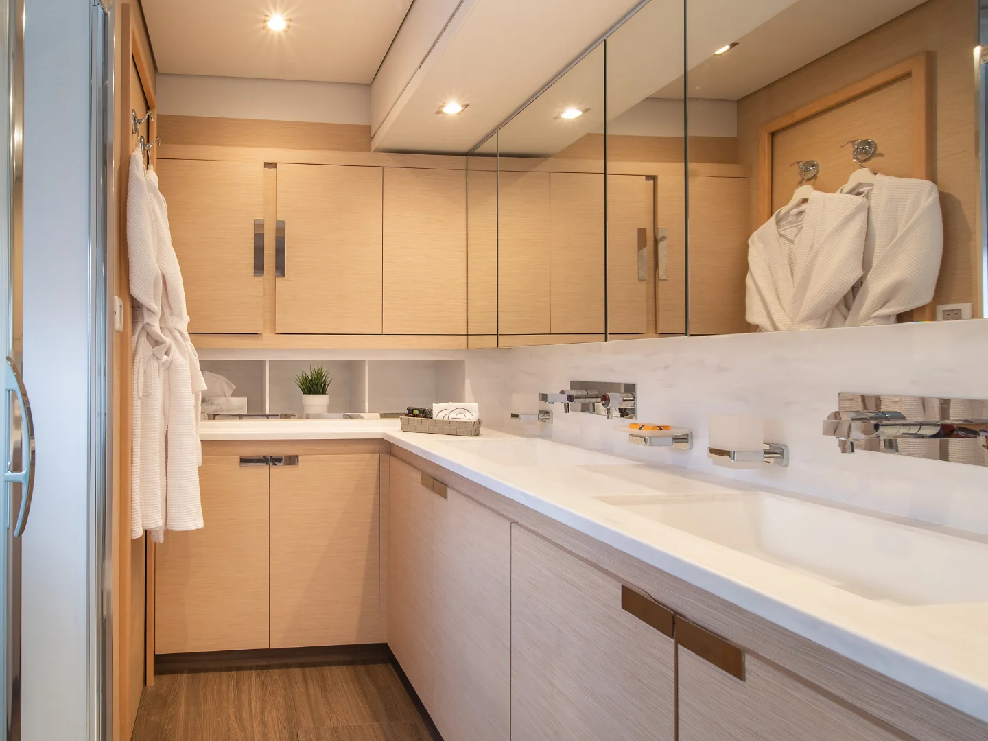 AETHER | Fountaine Pajot 67 - Photo 15