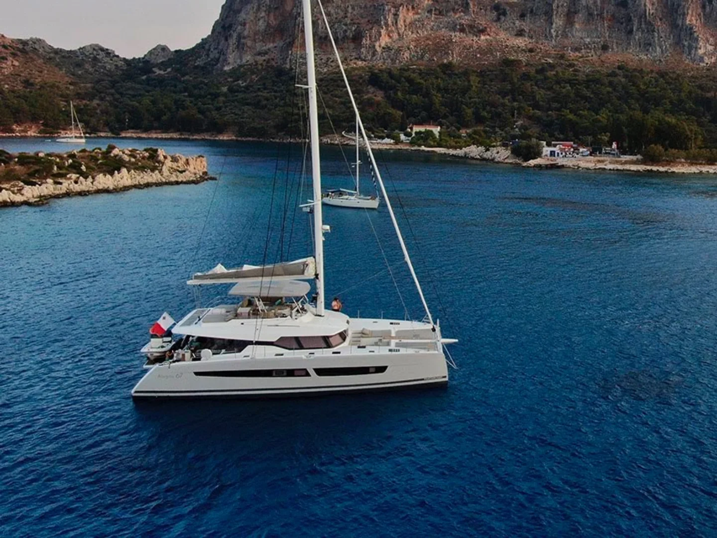 SERENISSIMA | Fountaine Pajot 67 