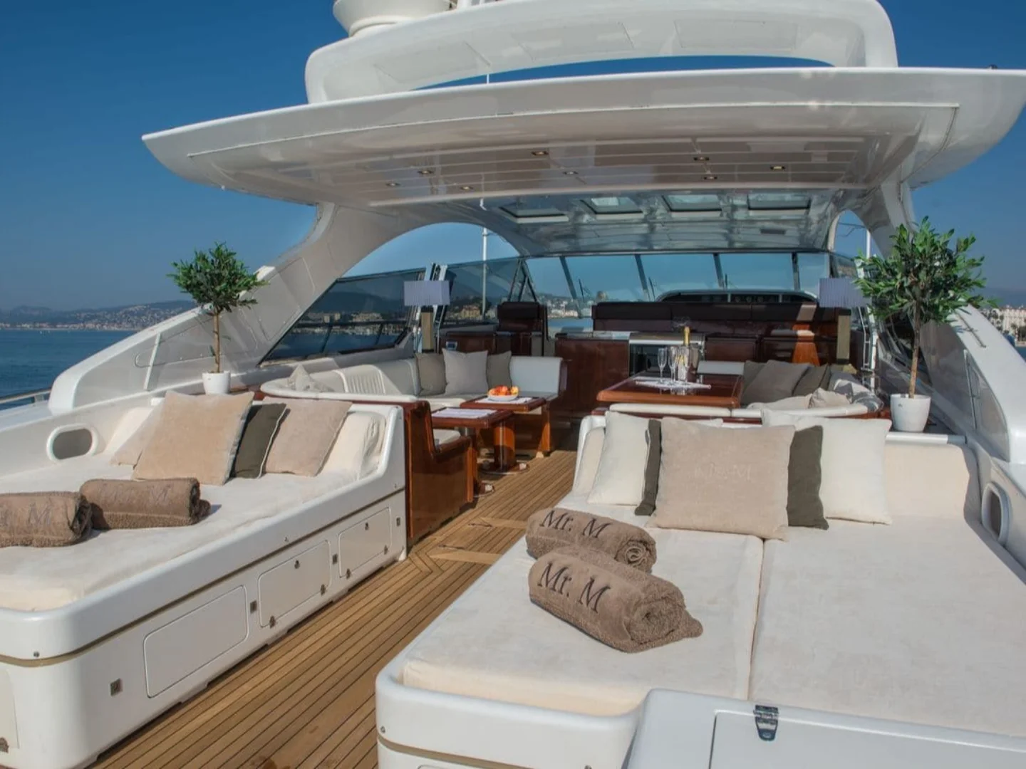 MR. M | Mangusta 80 Open  - Photo 10