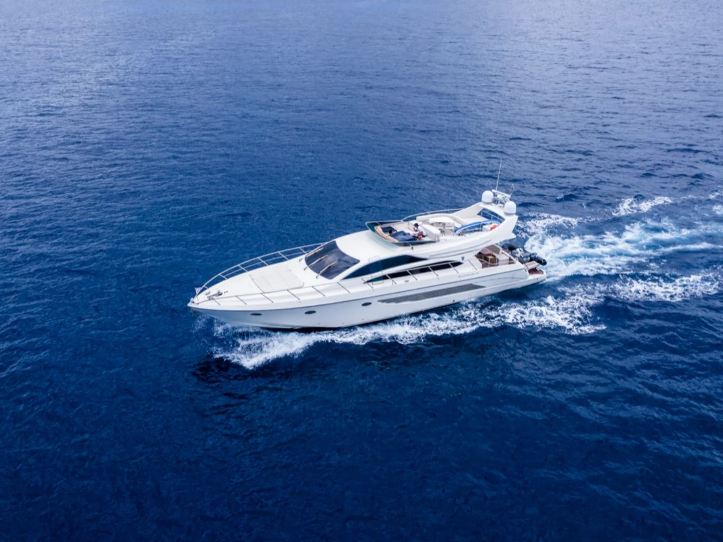 ANTAMAR II | Riva 70 - Photo 5