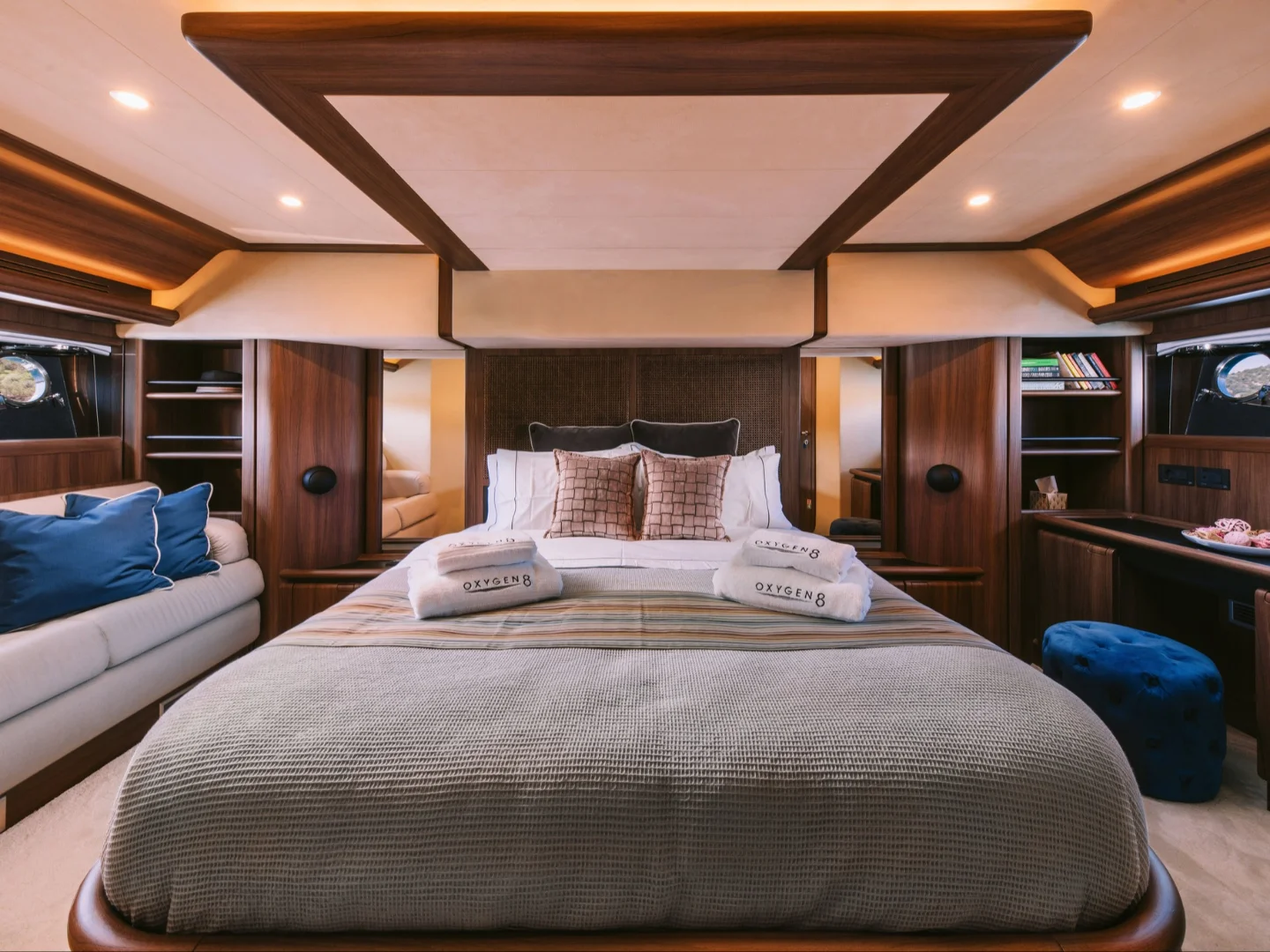 OXYGEN 8 | Ferretti 78 - Photo 20