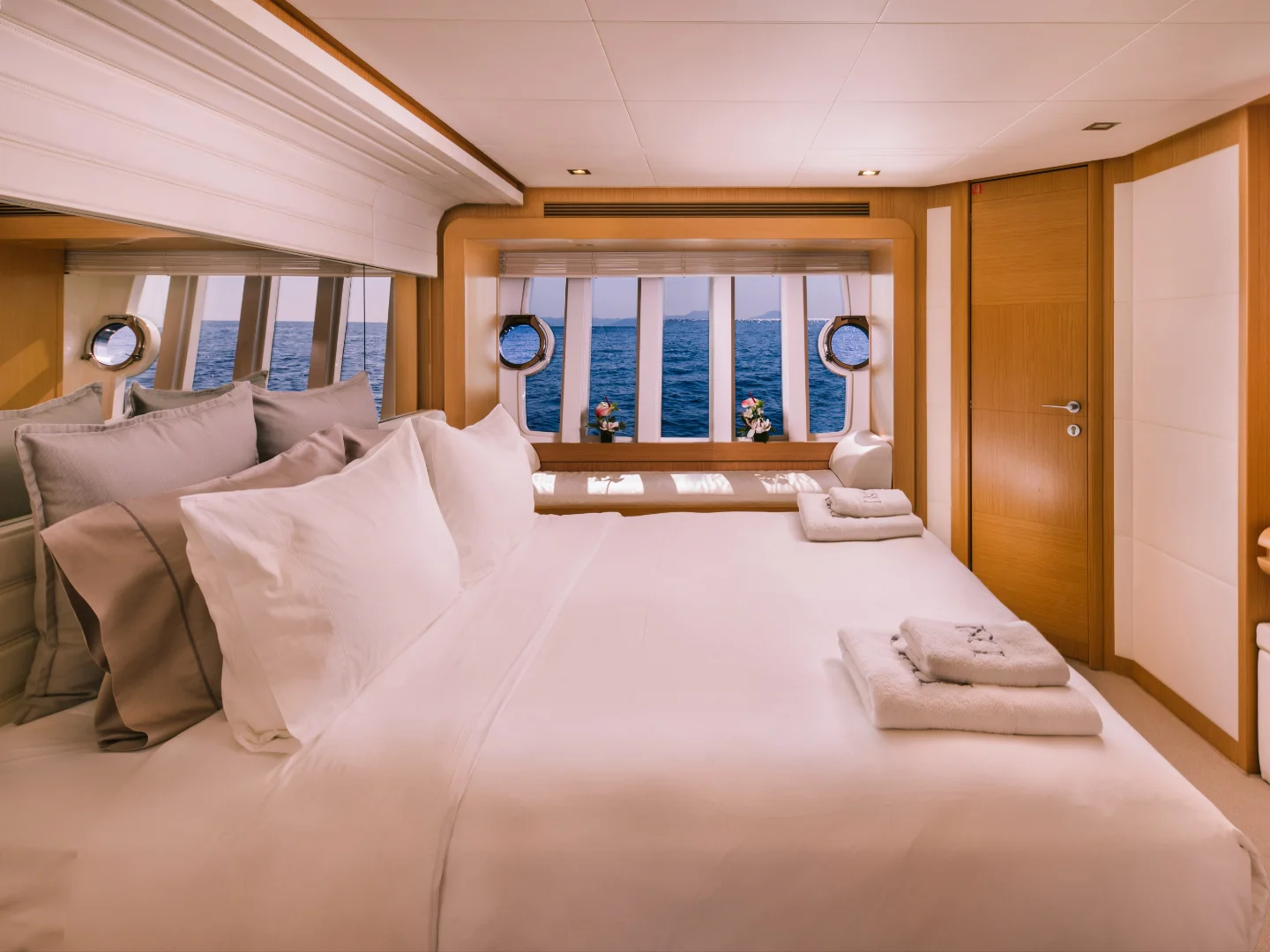 D&D | Ferretti 80  - Photo 22