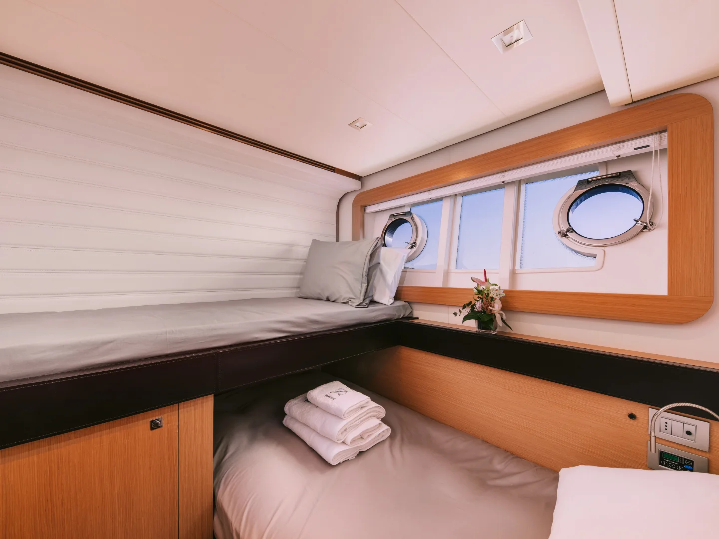 D&D | Ferretti 80  - Photo 25