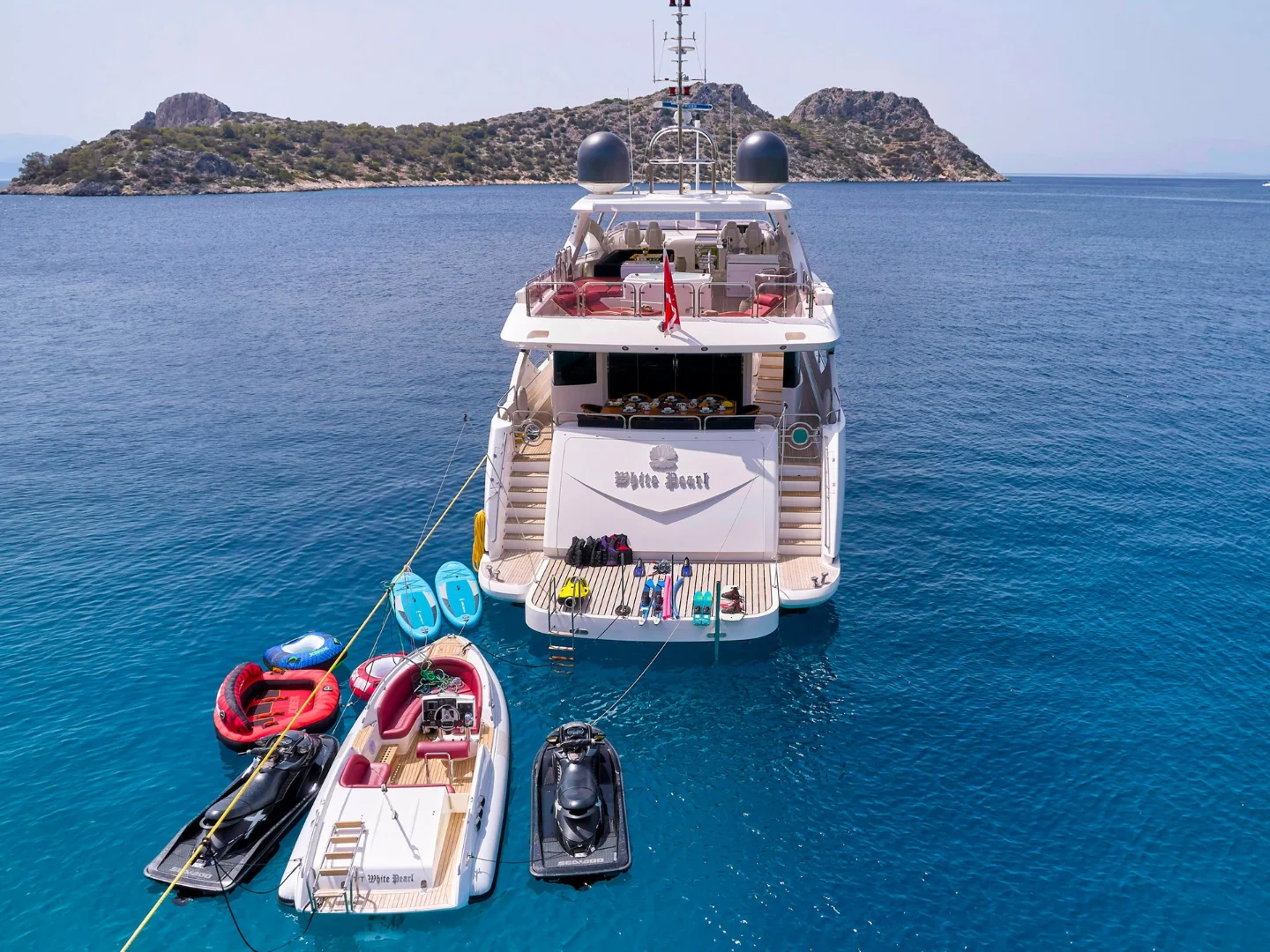 WHITE PEARL I | SunSeeker 111  - Photo 3