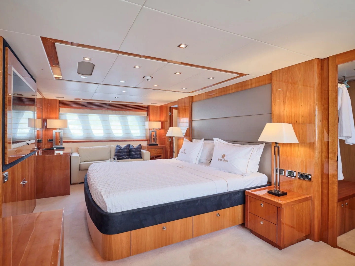 WHITE PEARL I | SunSeeker 111  - Photo 26