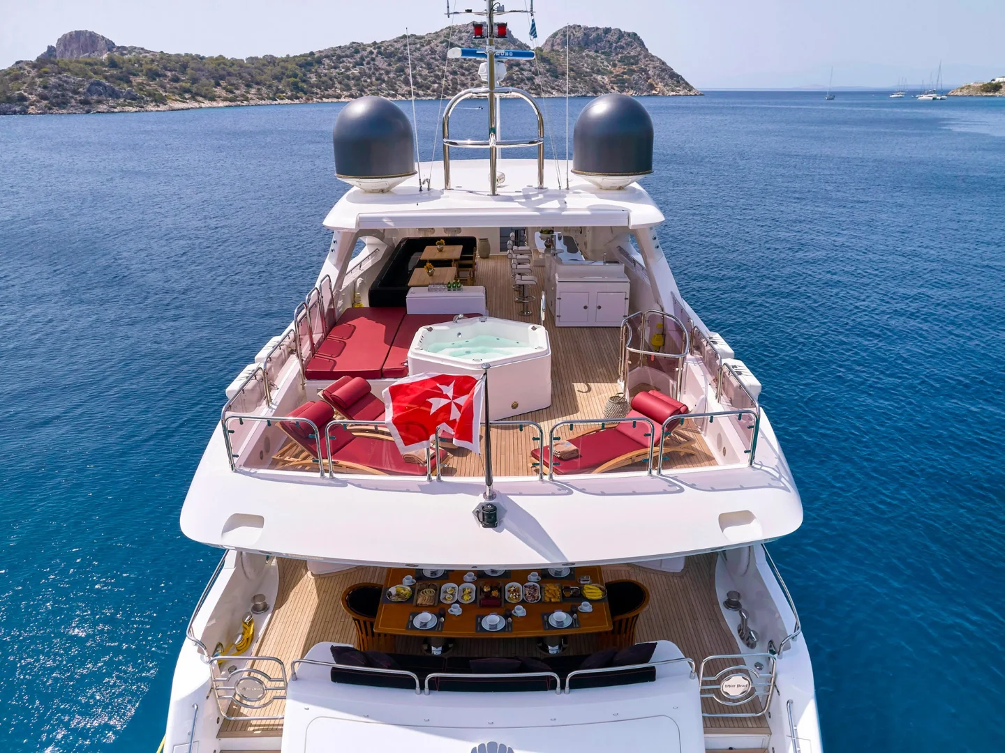 WHITE PEARL I | SunSeeker 111  - Photo 6