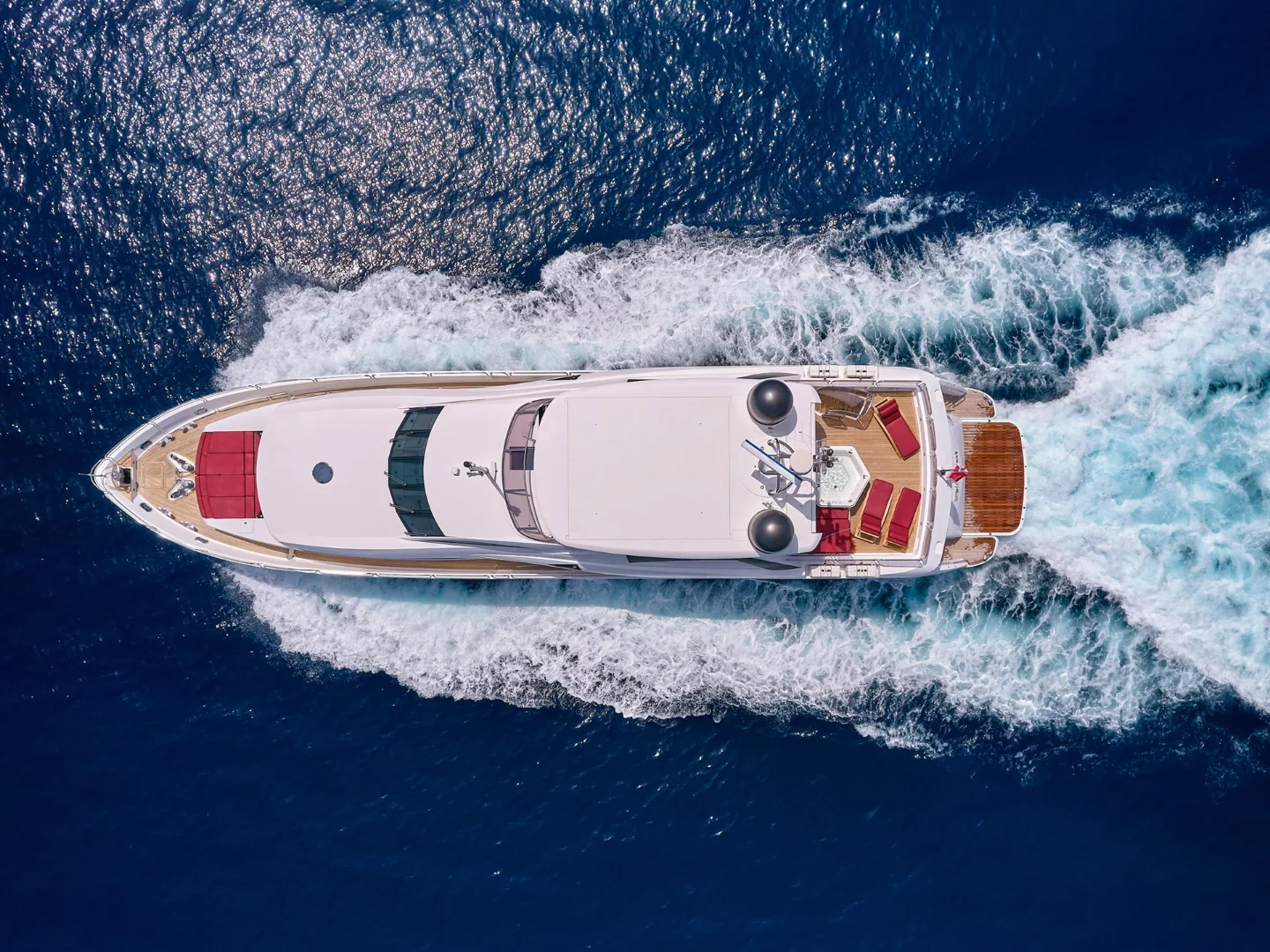 WHITE PEARL I | SunSeeker 111  - Photo 5