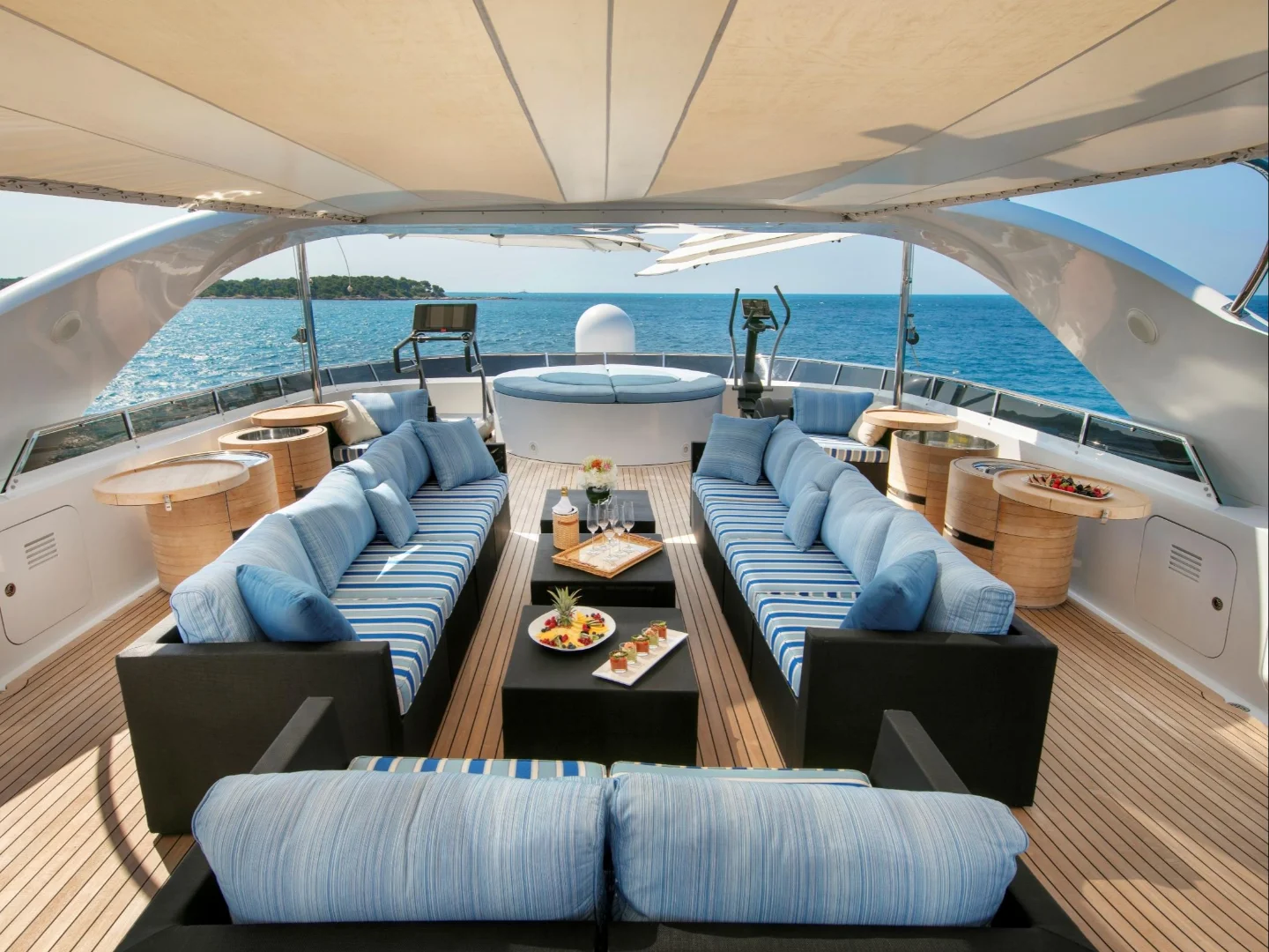 LUISA | Heesen 47M - Photo 30