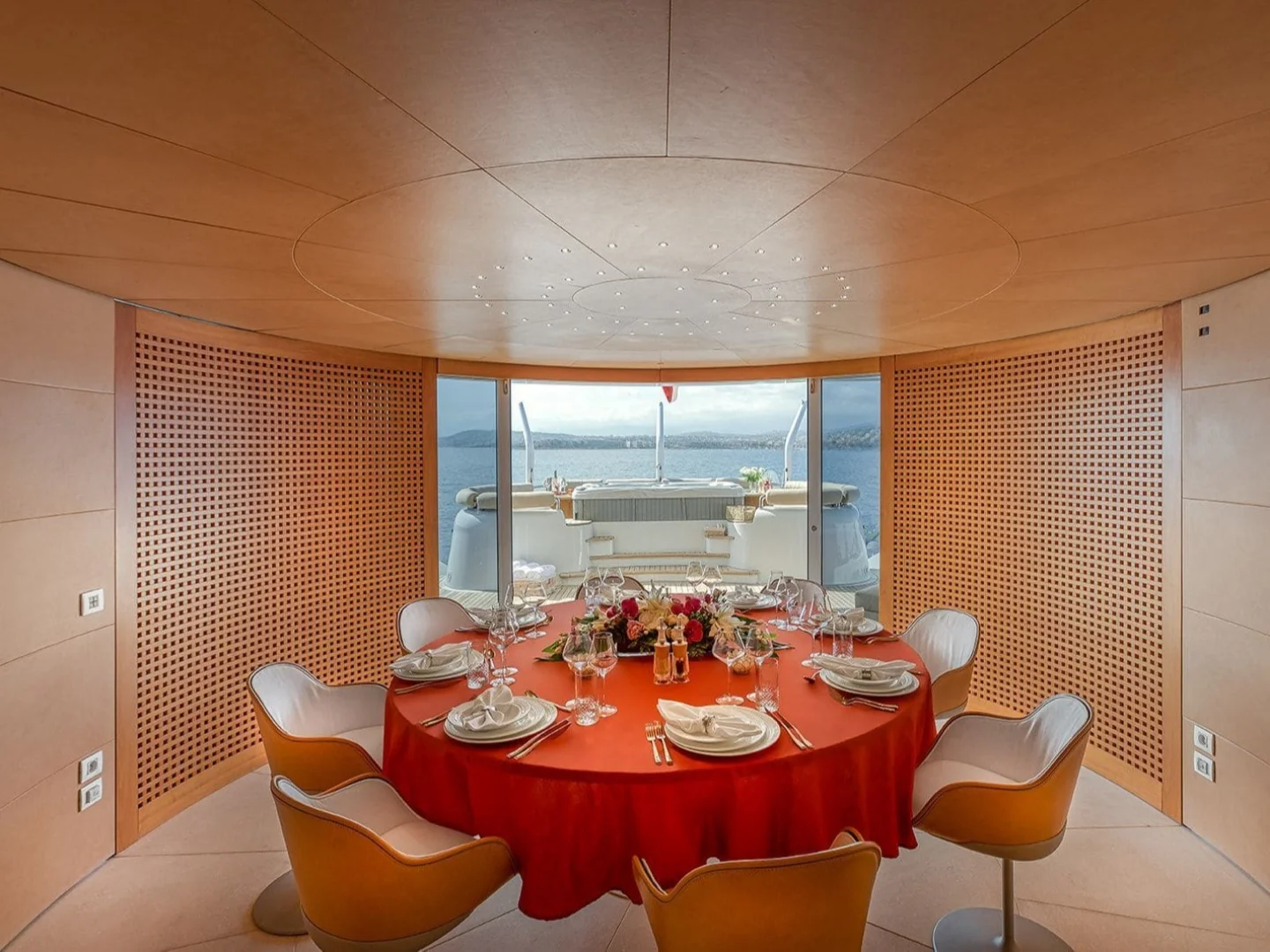 LUISA | Heesen 47M - Photo 46