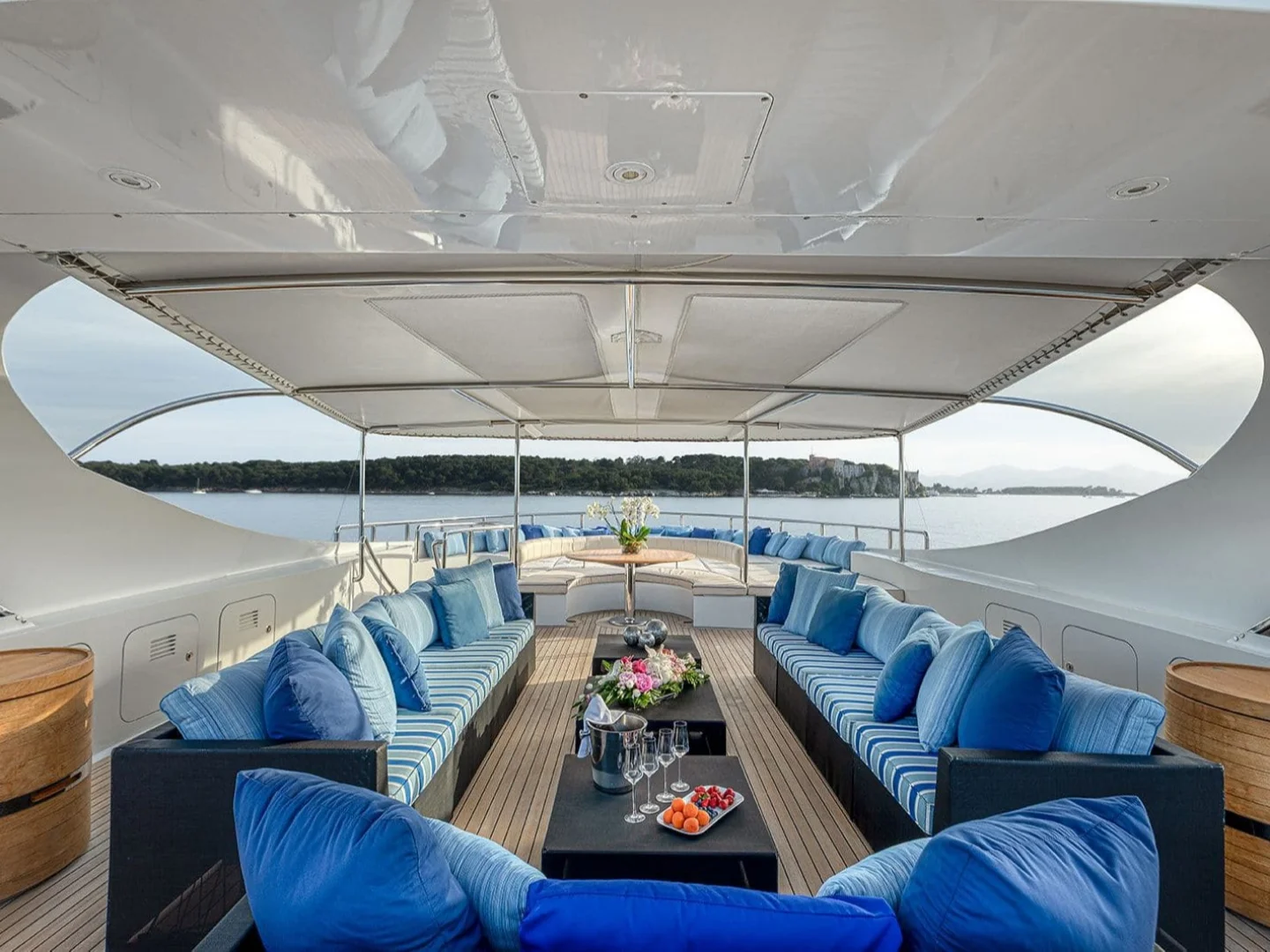 LUISA | Heesen 47M - Photo 31