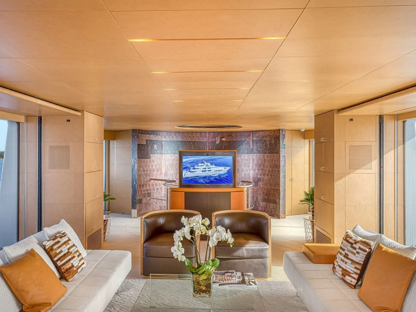LUISA | Heesen 47M - Photo 41