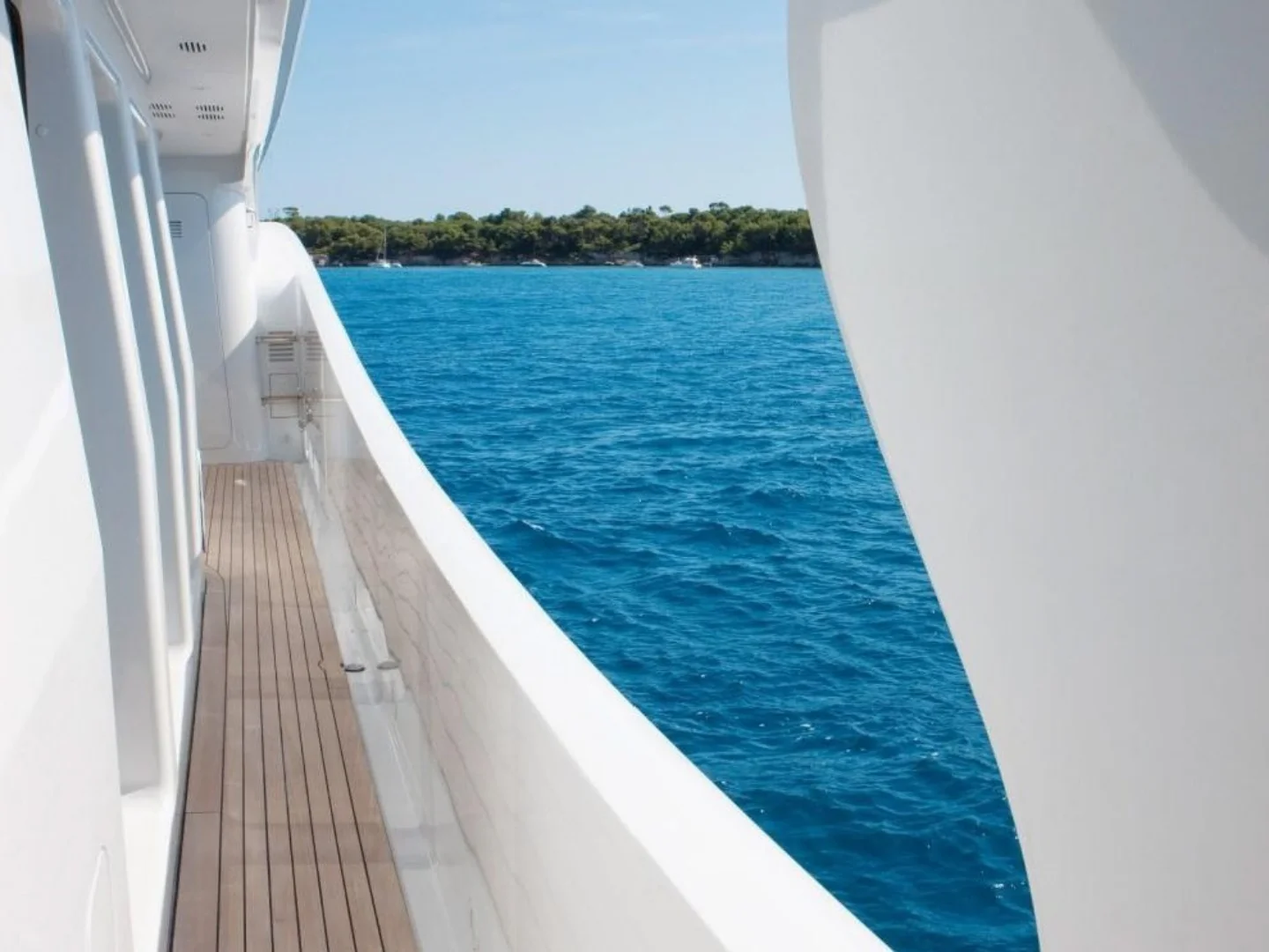 LUISA | Heesen 47M - Photo 27
