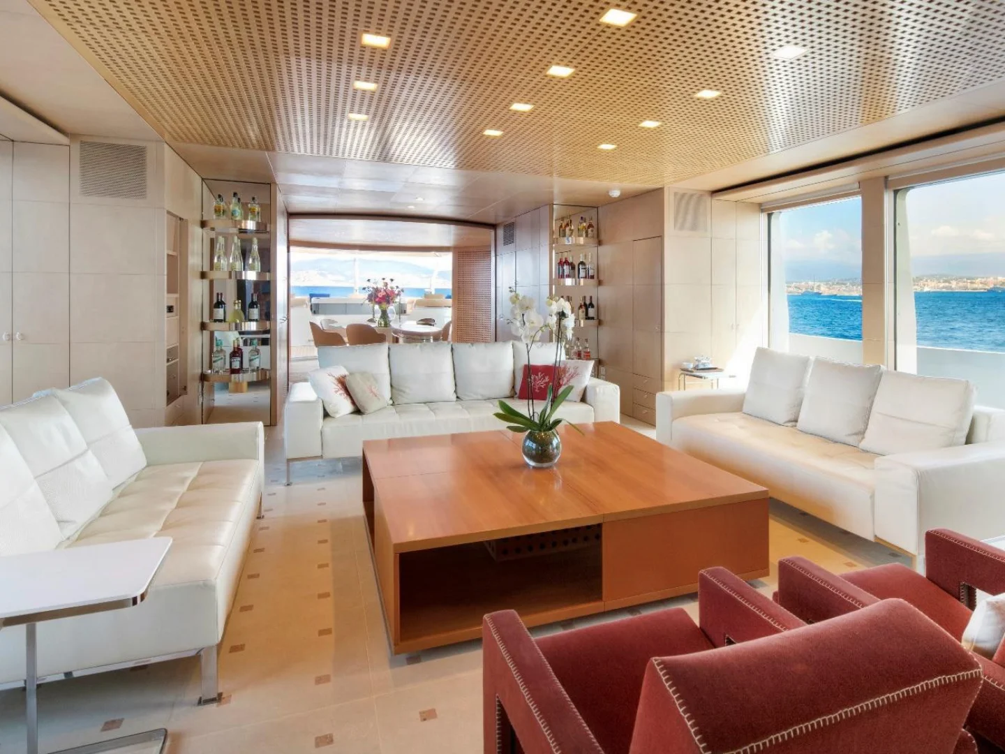 LUISA | Heesen 47M - Photo 50