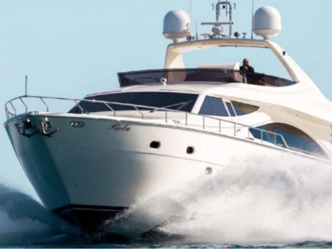 Yacht Charter Greece MY PIOLA FERRETTI 83 