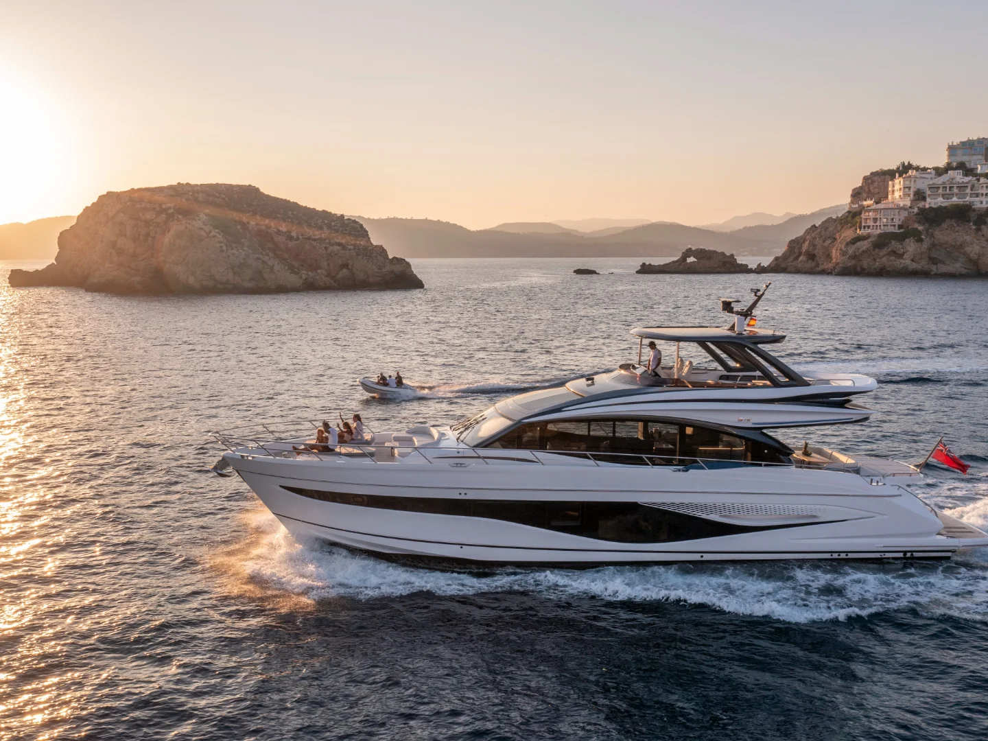 yacht charter mallorca Princess s66 negotiator