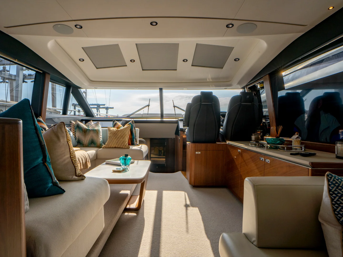 yacht charter mallorca Princess s66 negotiator