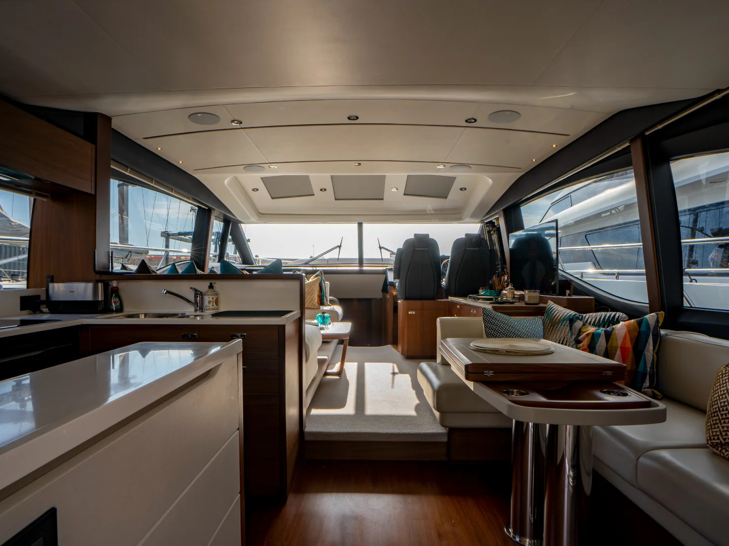 yacht charter mallorca Princess s66 negotiator