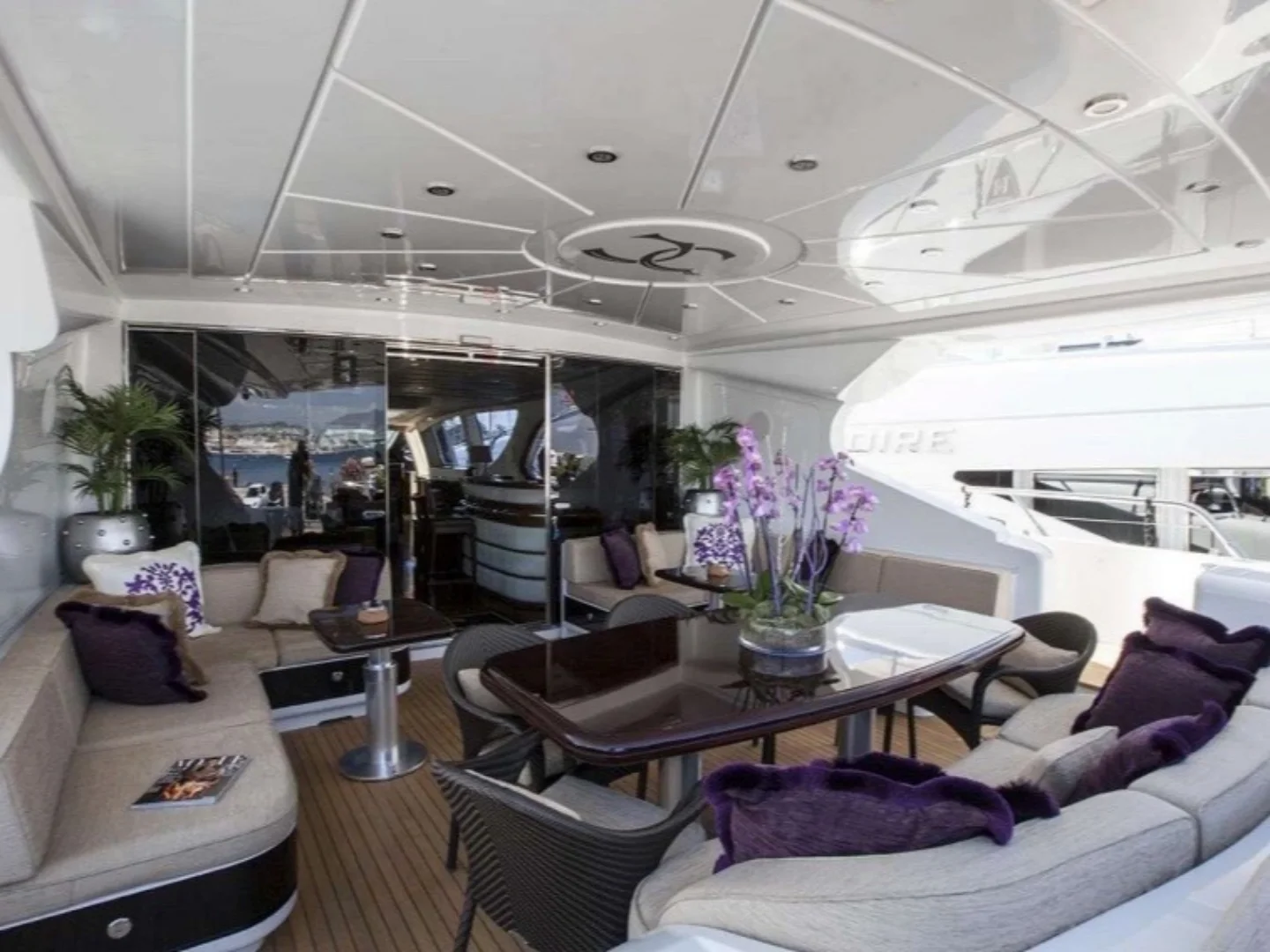 VOYAGE | Mangusta 130  - Photo 6