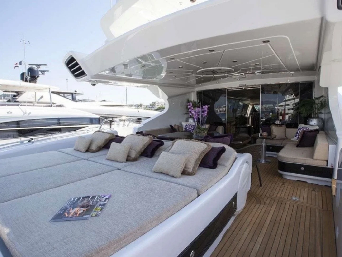 VOYAGE | Mangusta 130  - Photo 5