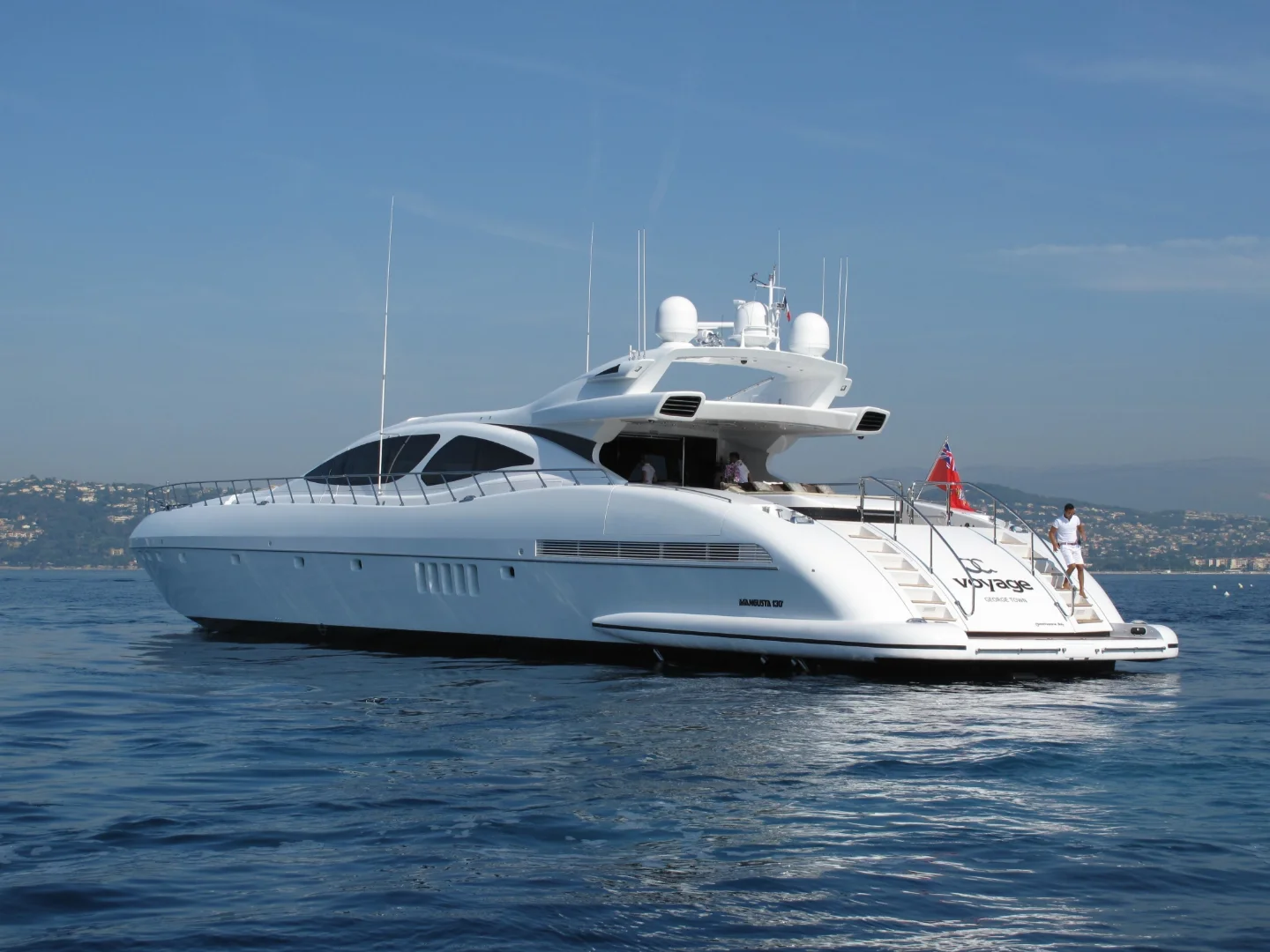VOYAGE | Mangusta 130  - Photo 2