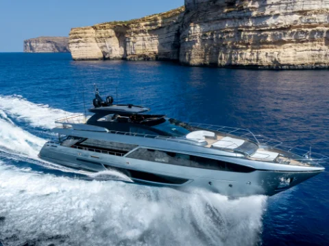MY FIGURATI RIVA DOLCE VITA 110 yacht Charter Mallorca