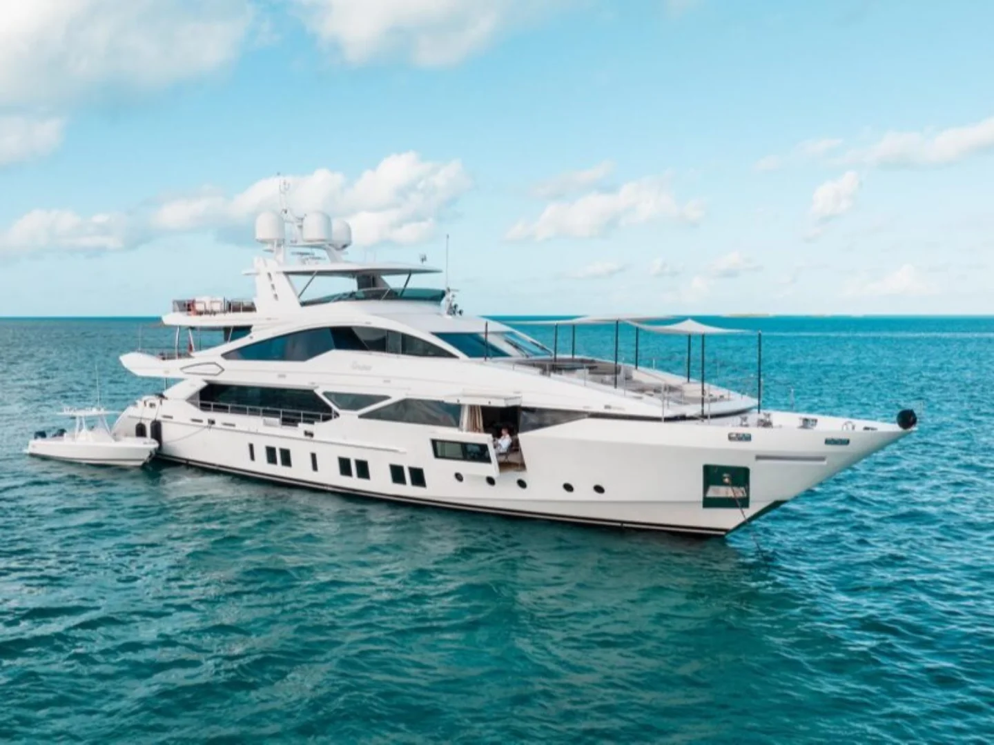 EMINA | Benetti 138