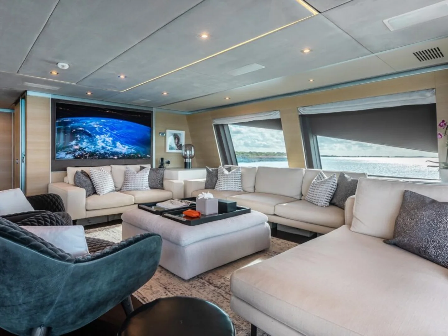 EMINA | Benetti 138 - Photo 21