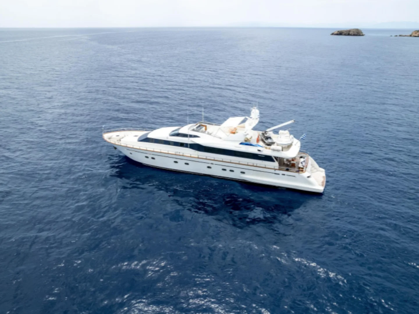 FALCON ISLAND | Falcon 100 - Photo 2