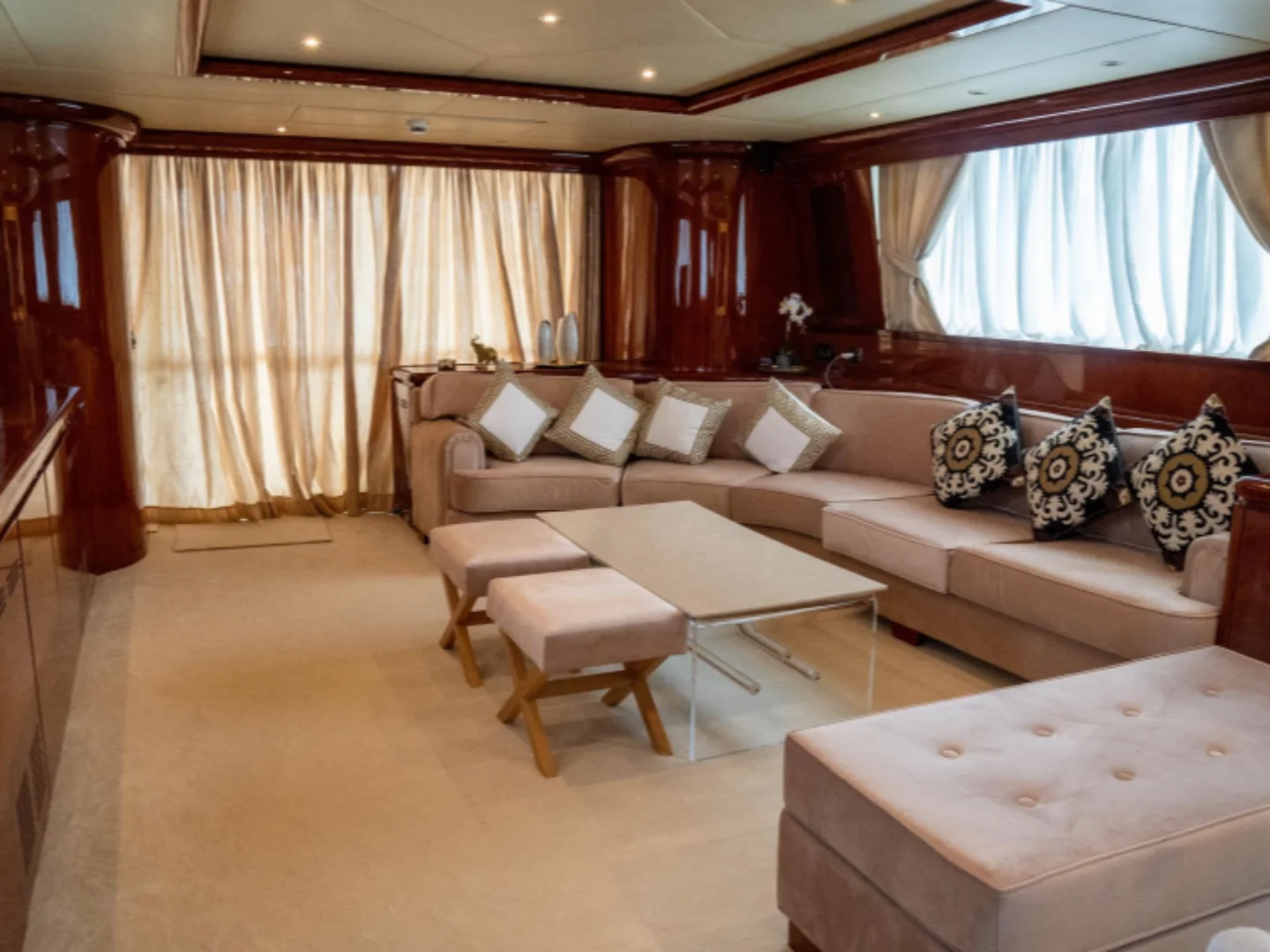 FALCON ISLAND | Falcon 100 - Photo 11